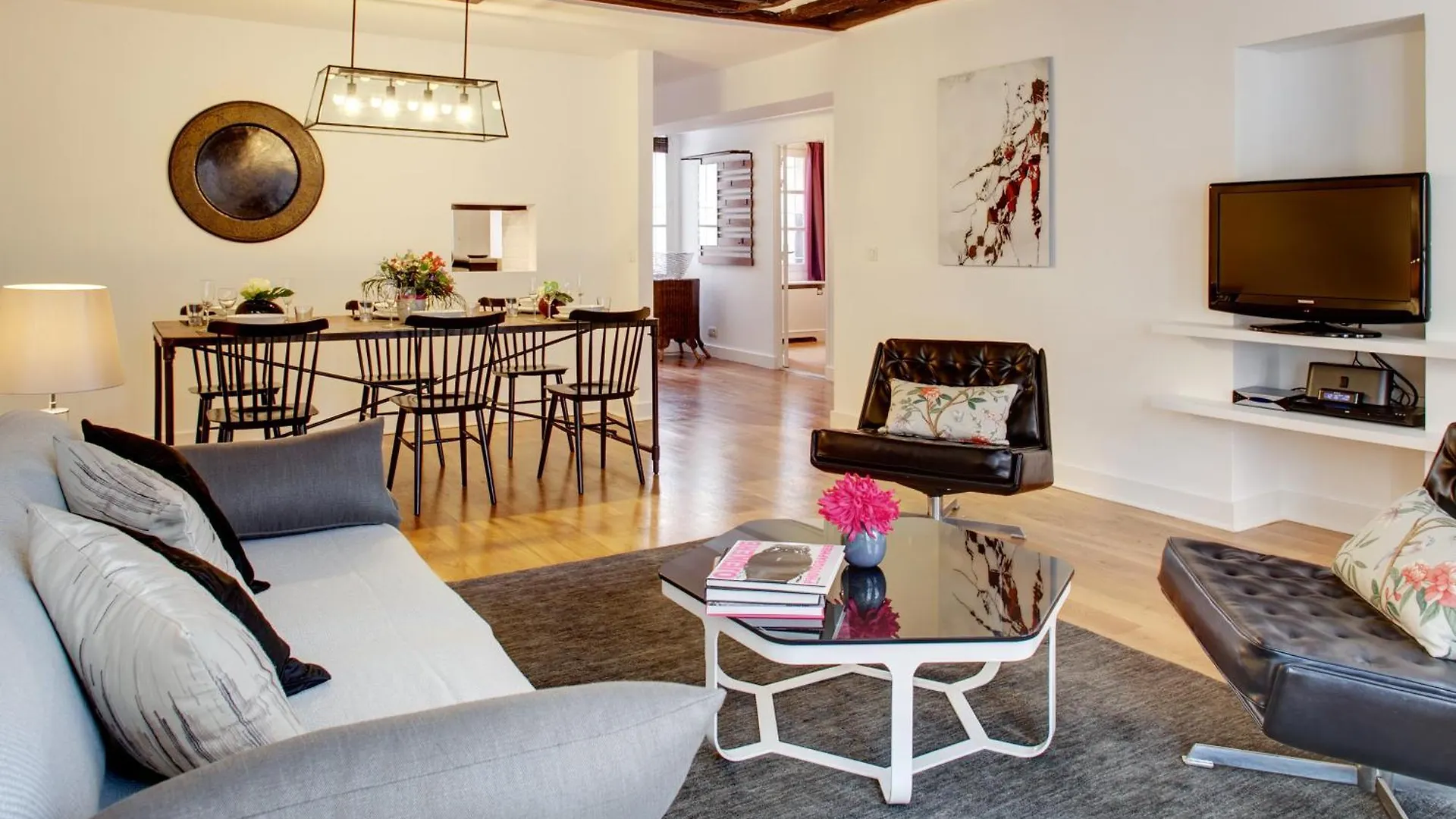 Paris St Germain Mazarine Residence