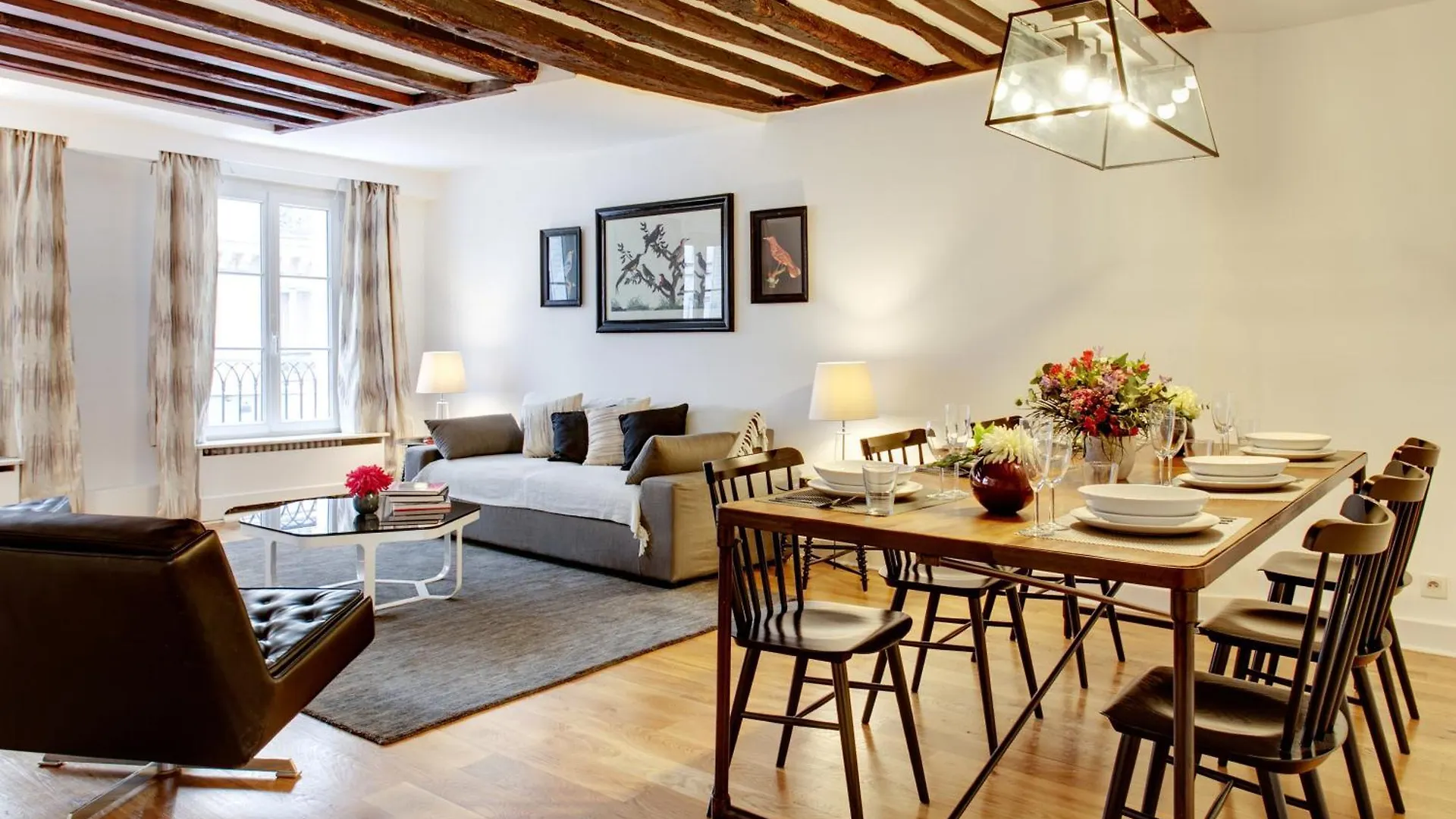 Apartment Paris St Germain Mazarine Residence France