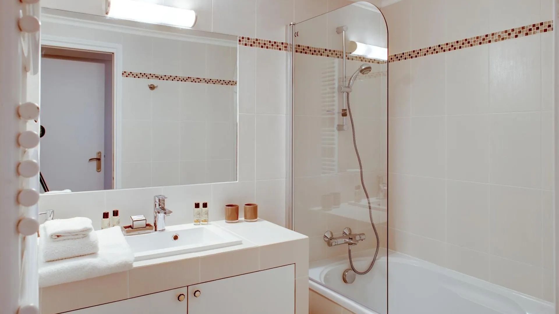 Apartment Paris St Germain Mazarine Residence