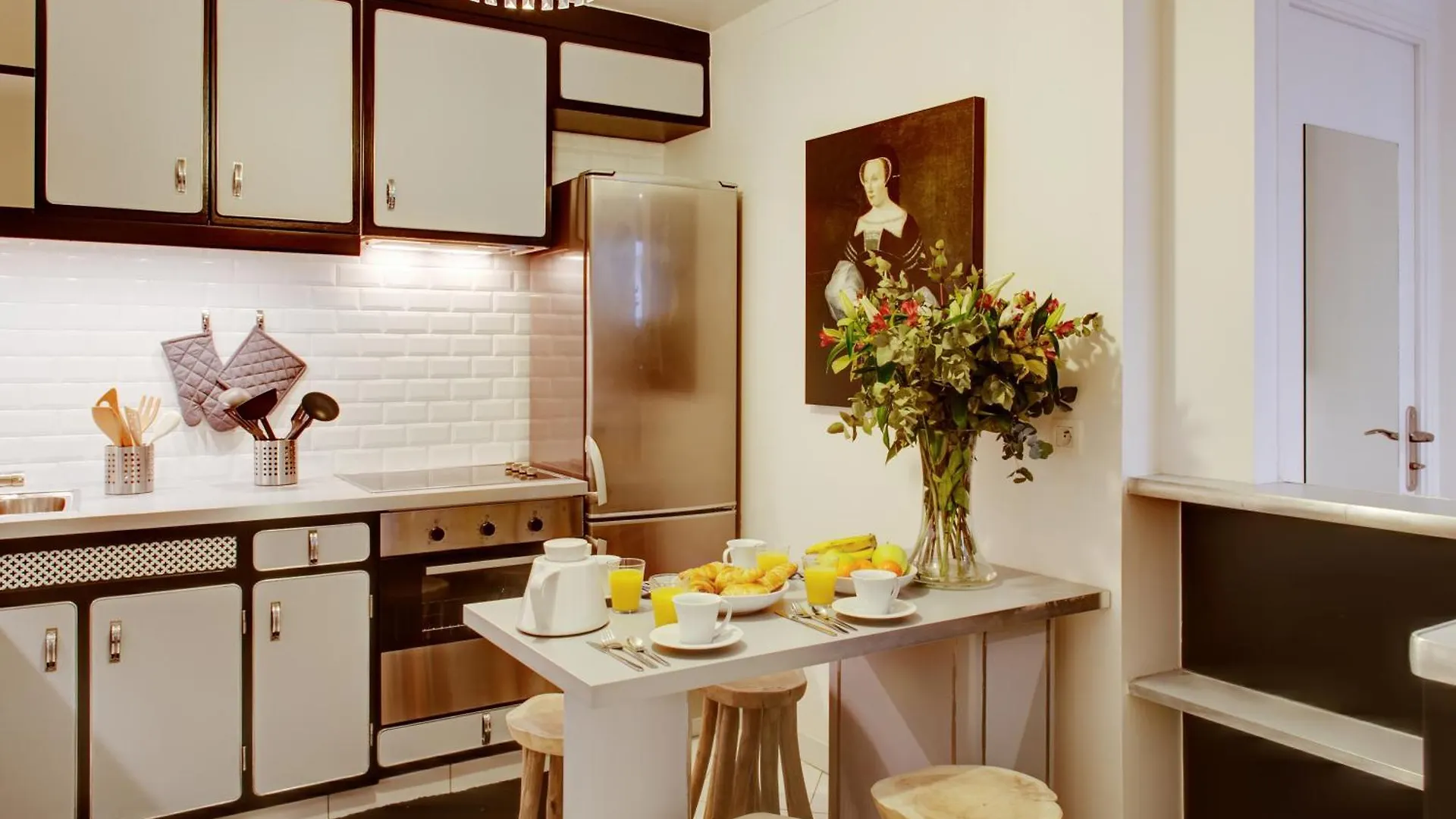 Apartment Paris St Germain Mazarine Residence France
