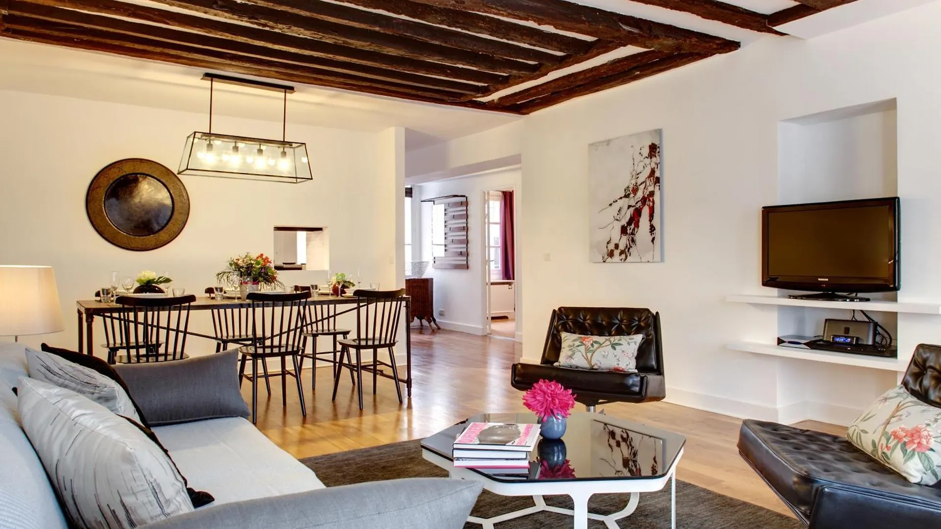 Apartment Paris St Germain Mazarine Residence